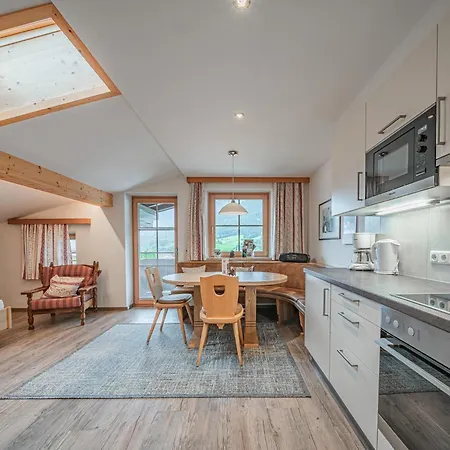 Appartement Roeck Iii Iv Neukirchen am Großvenediger